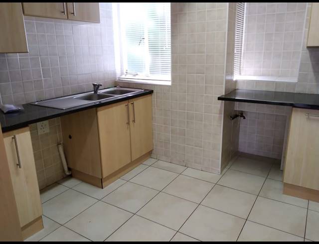 2 BEDROOM APARTMENT RENTED IN HUMEWOOD
